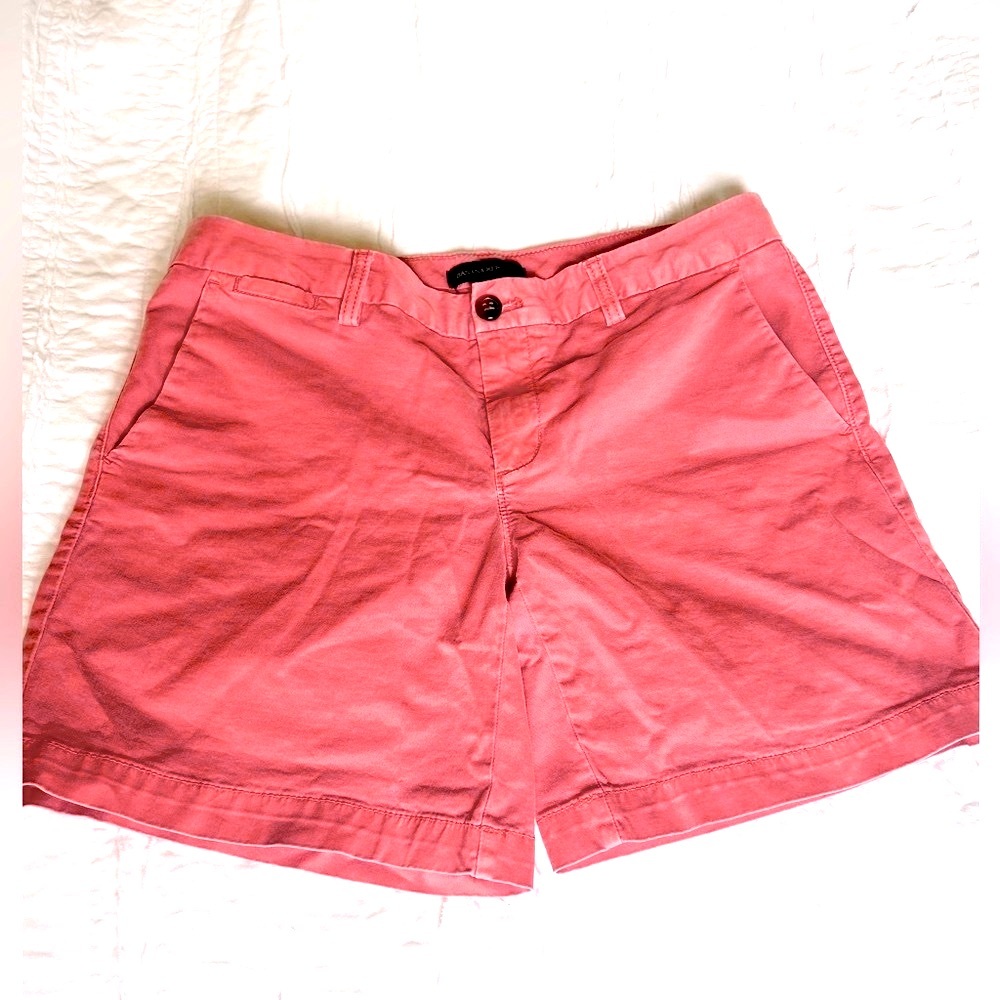 Ladies’ Banana Republic Chino Shorts